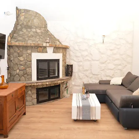 Hotel Butterfly Gornji Seget